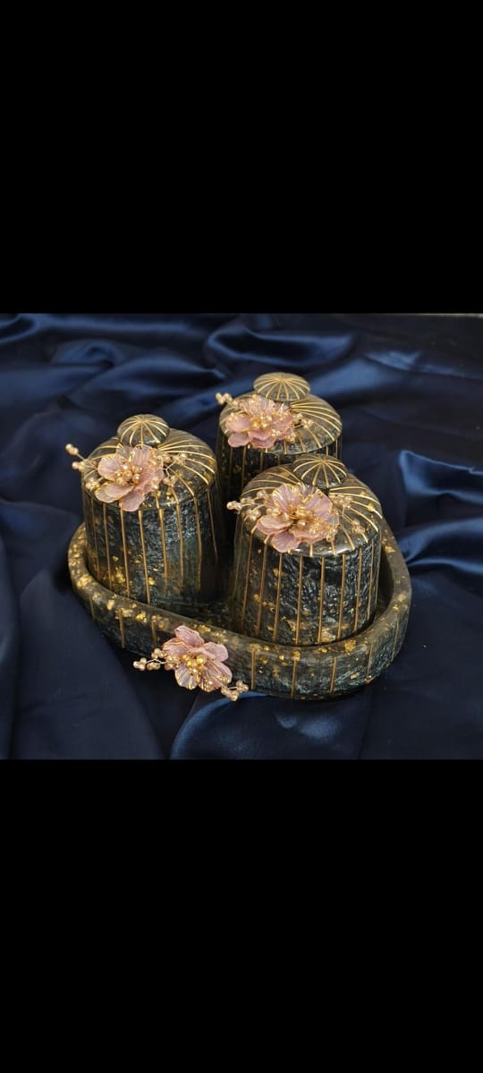 Resin Dry Fruit Tray with 3 Jars