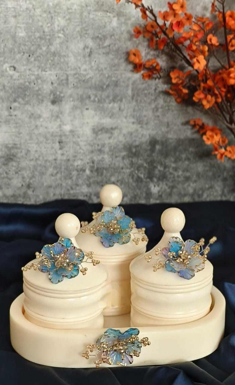 Resin Dry Fruit Tray With 3 Jars