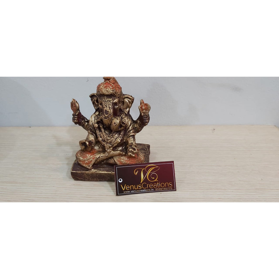 Antique appearance wood ganesha