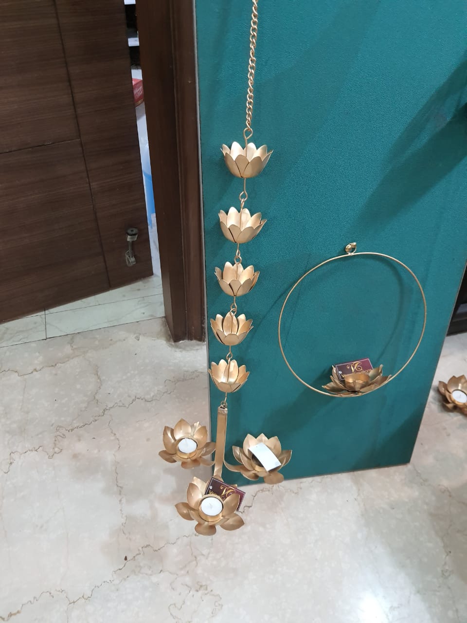 Urli hanging heavy brass 1 meter length, each