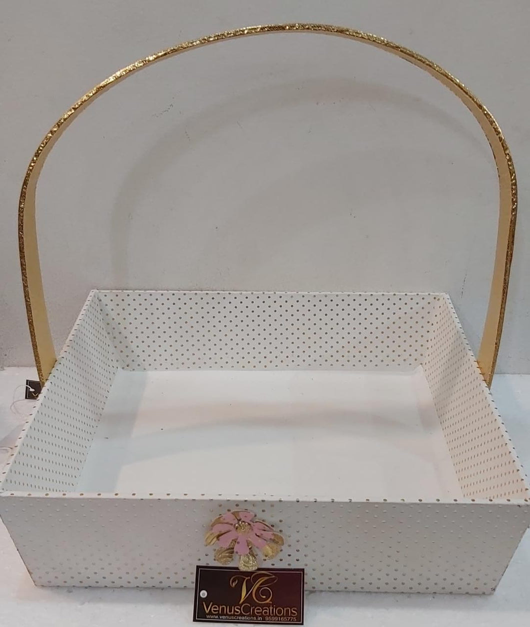 White and Gold royal basket design - 1