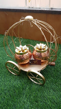 Load image into Gallery viewer, Metal basket with 2 Metal jars
